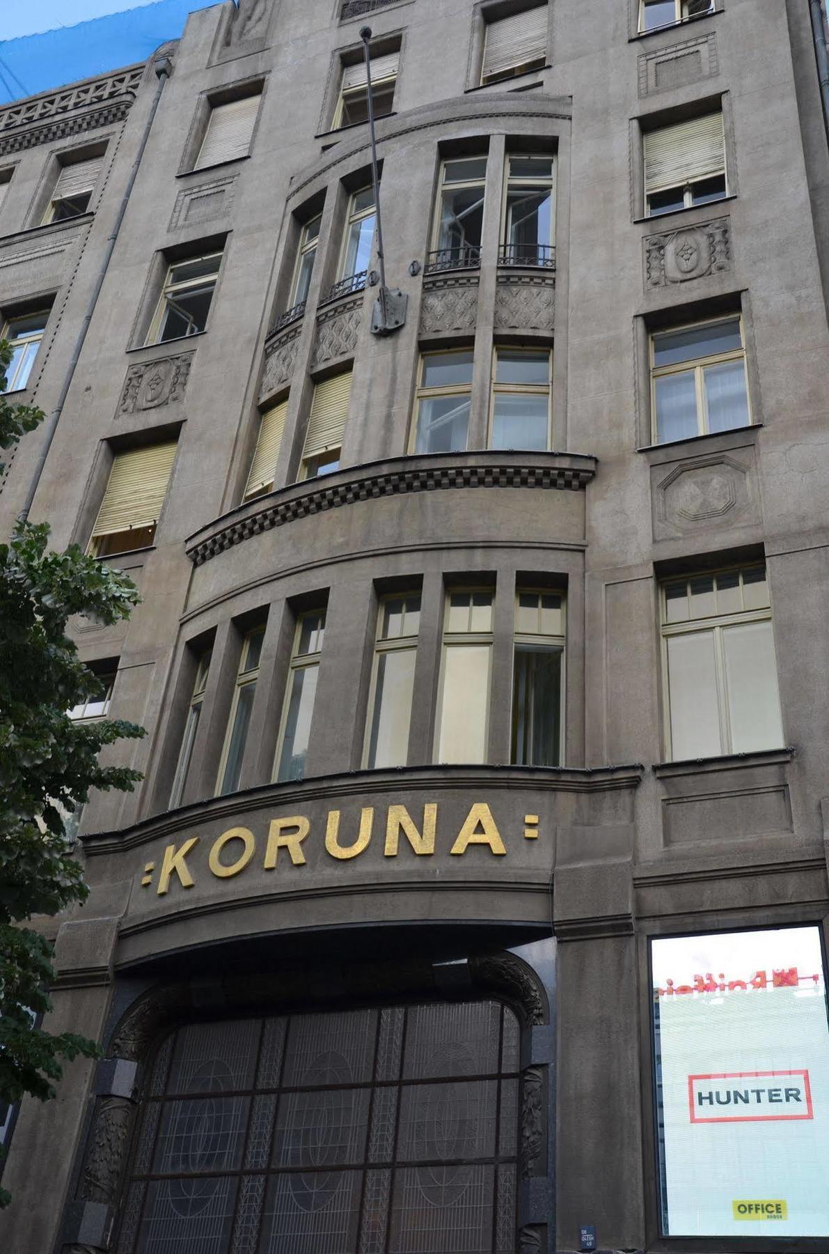 Merchants Crown Suites And Spa Praga Esterno foto
