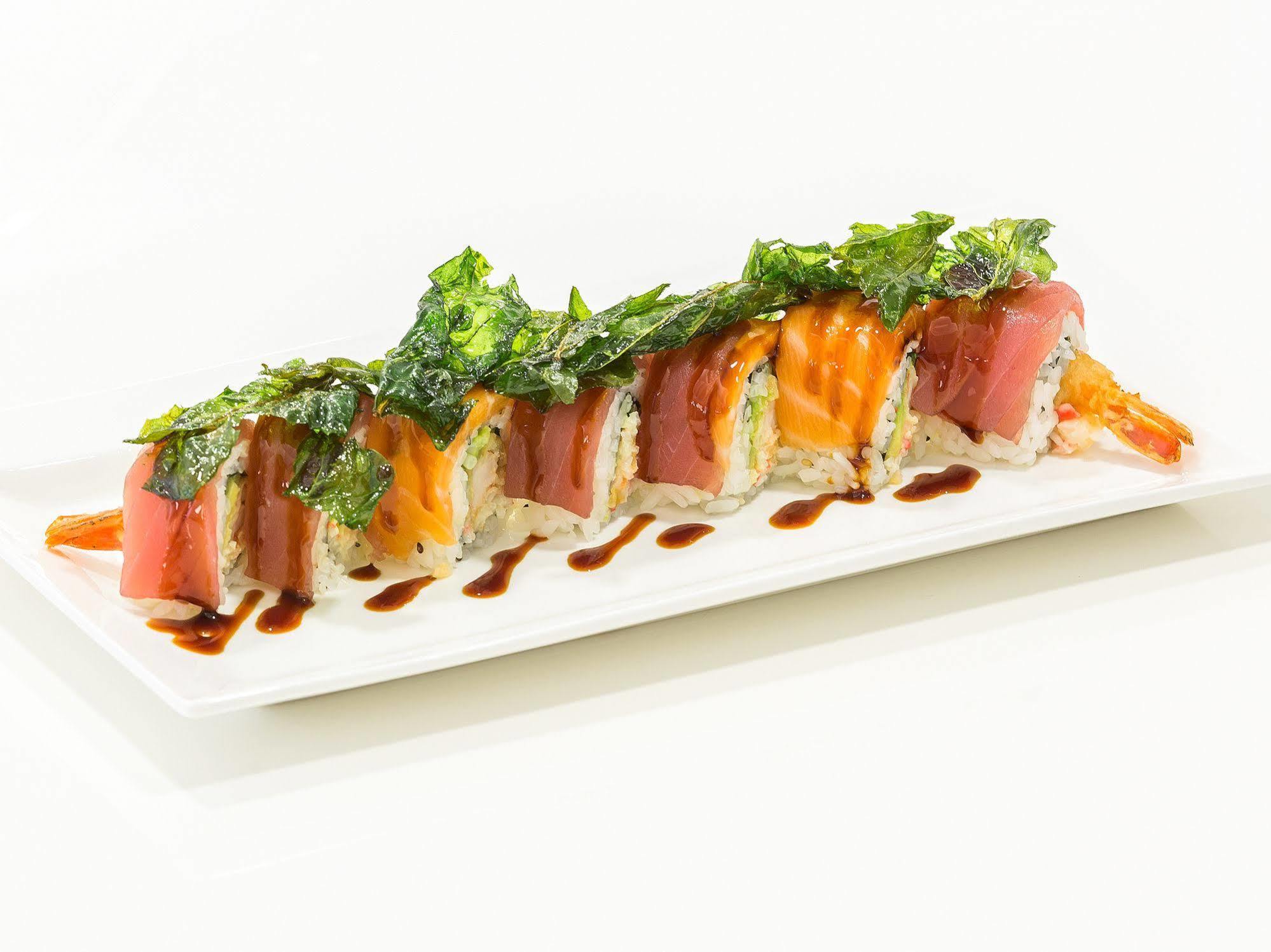 Merchants Crown Suites And Spa Praga Esterno foto A sushi roll